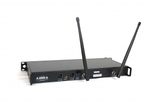 RFIntell QL7R/T1-A 651,800-683,400 МГц 2-канальная радиосистема с 2-мя ручными микрофонами в Озерске